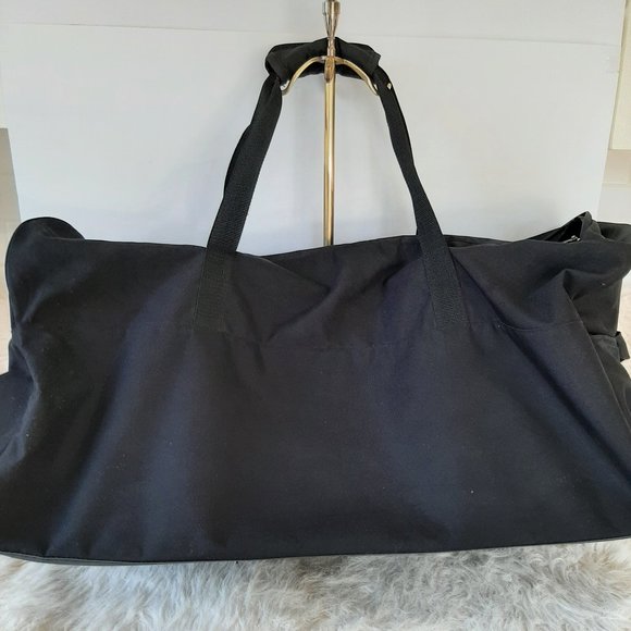 Adidas Black and White Logo Large Duffle bag - Picture 2 of 10